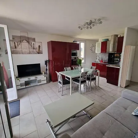 Duplex A 500 M De La Barbâtre