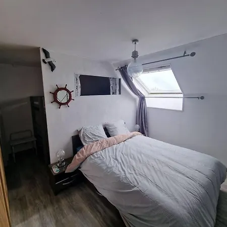 Apartment Duplex A 500 M De La Barbâtre